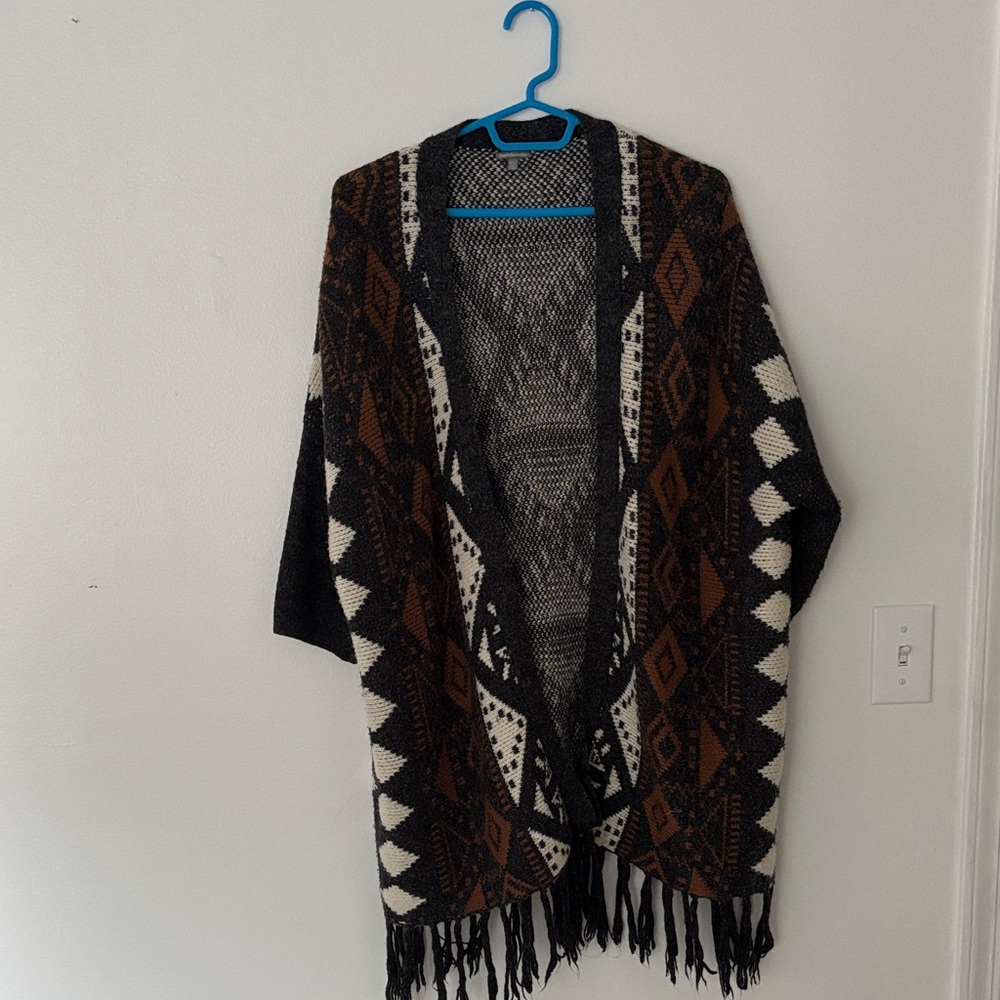 Charlotte Russe Black and Brown Geometric Poncho